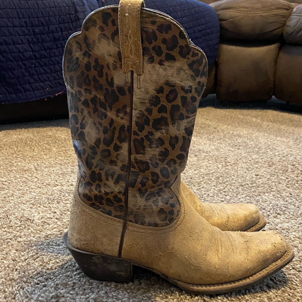 Women’s boots